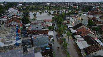 Banjir Berulang di Bandar Lampung: Bukti Gagalnya Pengeloaan Lingkungan, Akankan Kepemimpinan Baru Berkomitmen?